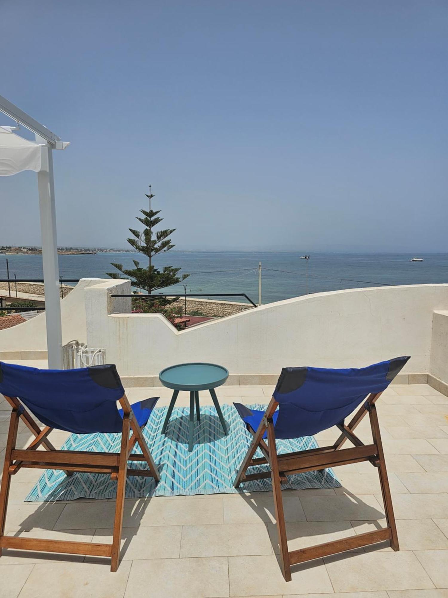 Апартаменты Seahorse In Marzamemi, Una Terrazza Sul Mare Номер фото